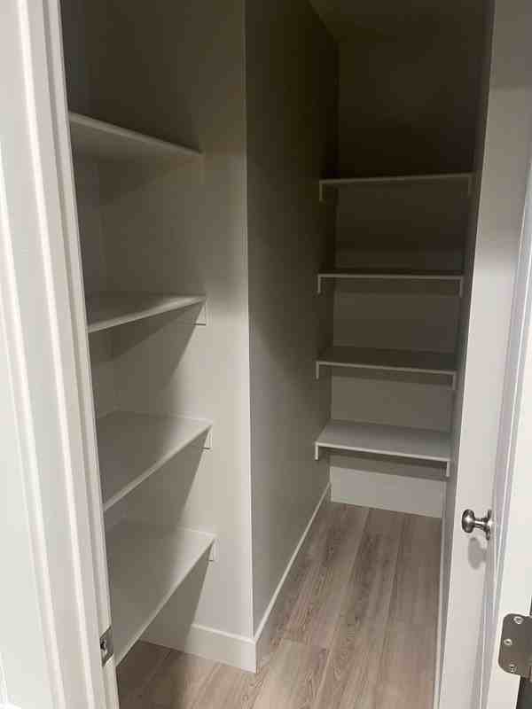 4053 S Woodland Ave - Photo 5 of 11