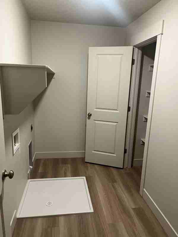 4053 S Woodland Ave - Photo 7 of 11