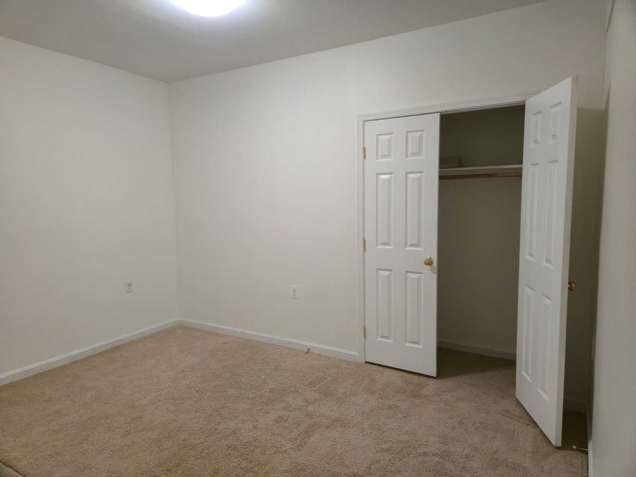 15300 Auburn Hills Dr - Photo 5 of 8