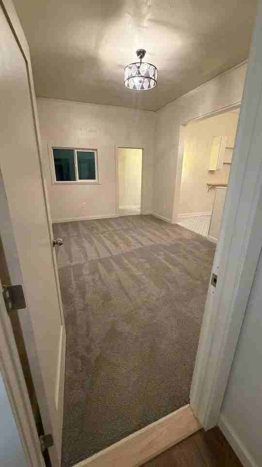 1033 2nd Ave - Photo 6 of 22