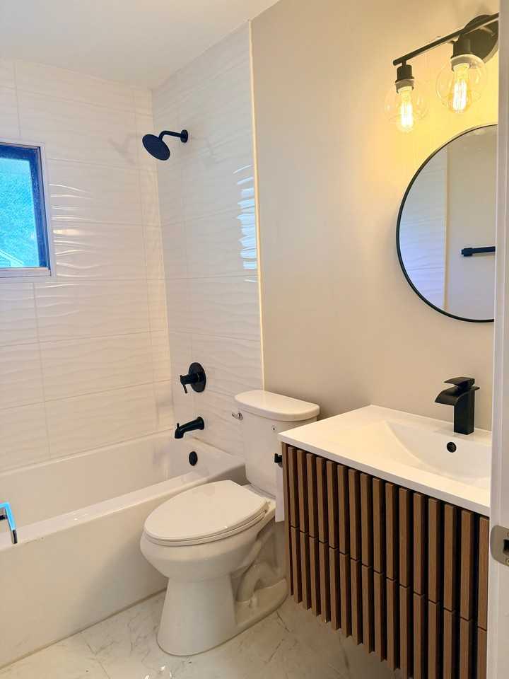 346 107th Ave Ne - Photo 3 of 11