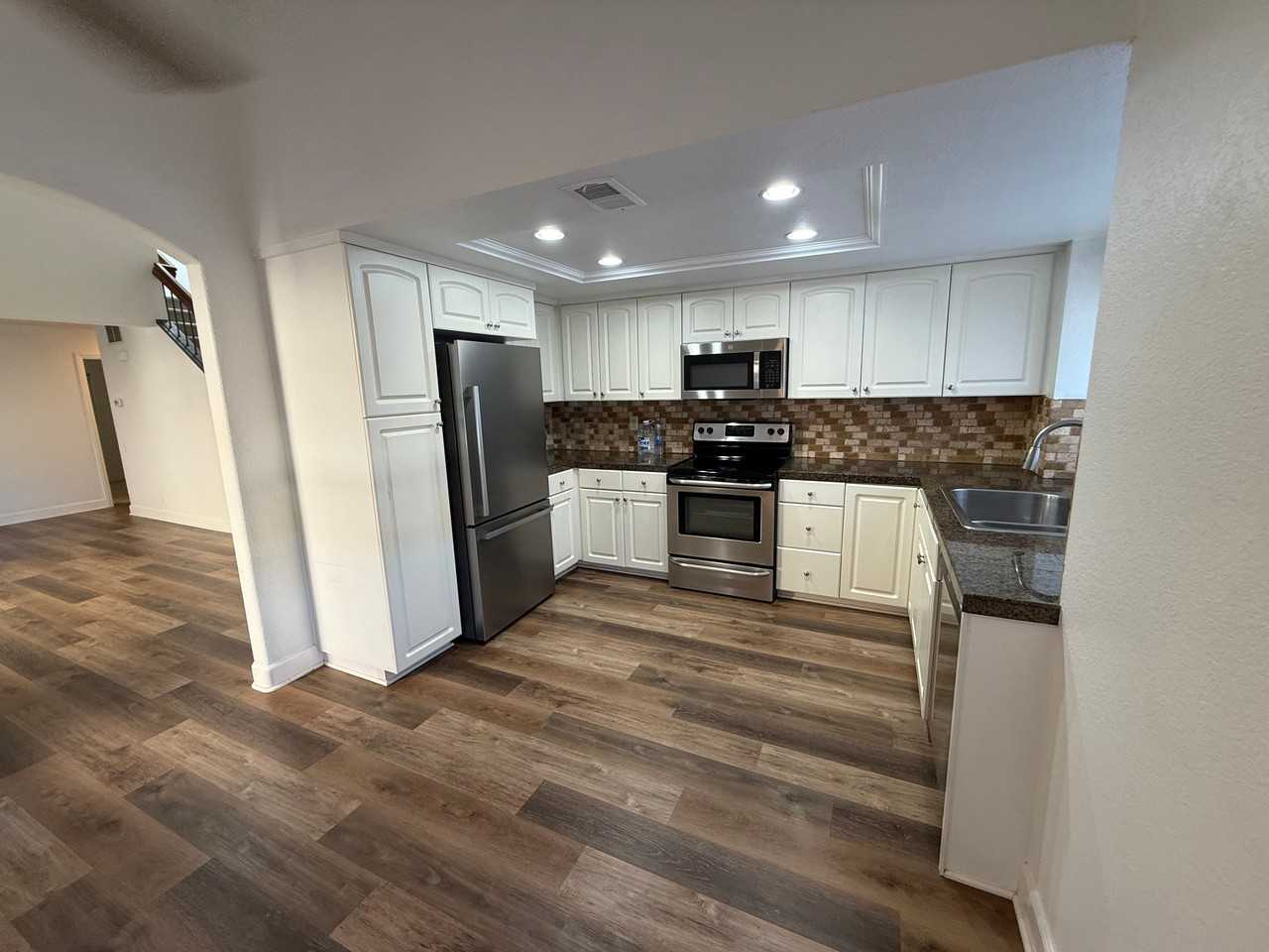 4772 Mayflower Way - Photo 5 of 22