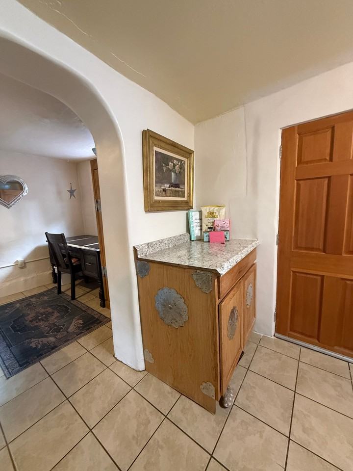 218 Polaco St - Photo 6 of 15