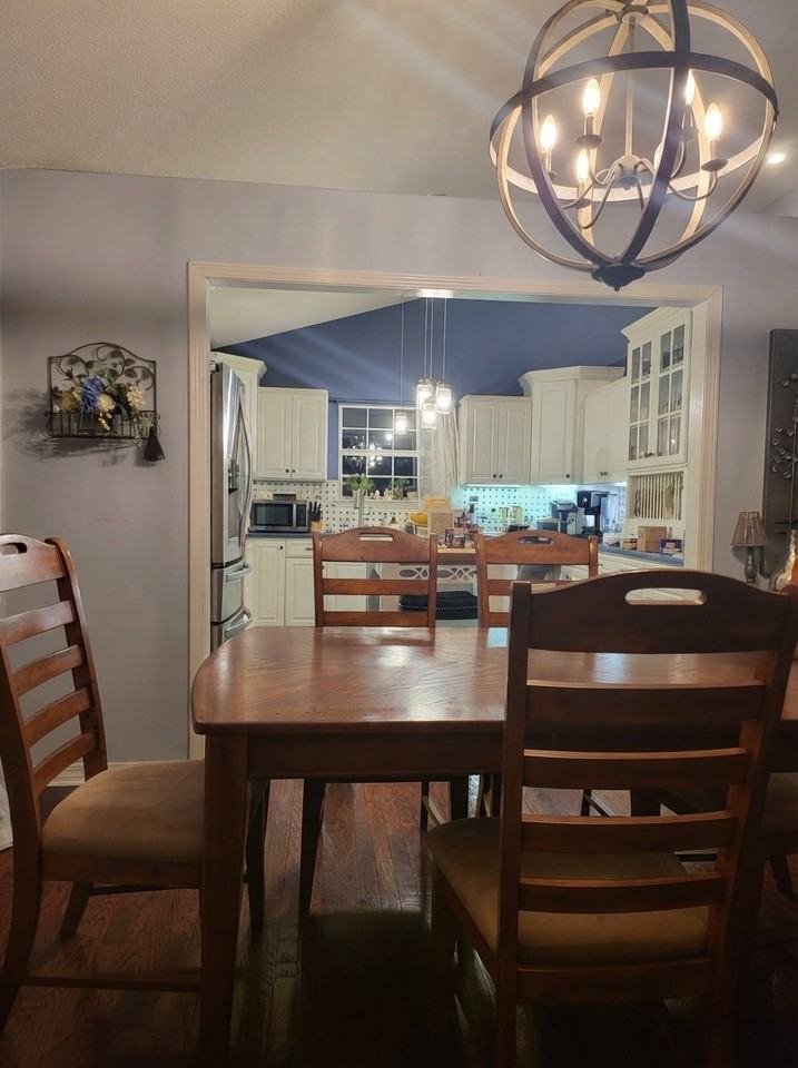 3943 Windsor Castle Blvd - Photo 3 of 19