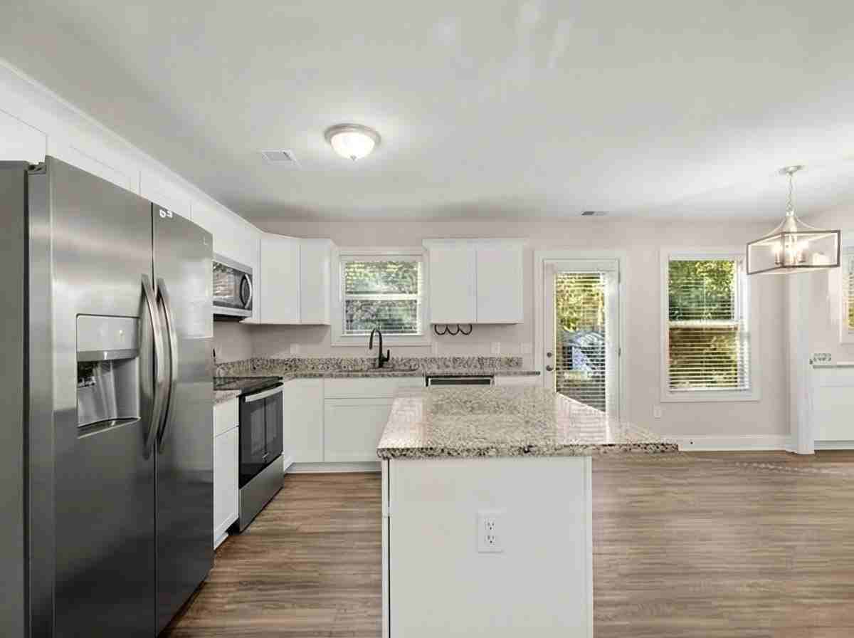 3420 Auburn Dr - Photo 2 of 10