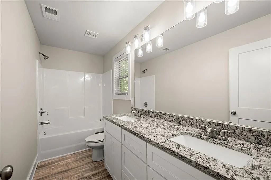 3420 Auburn Dr - Photo 6 of 10
