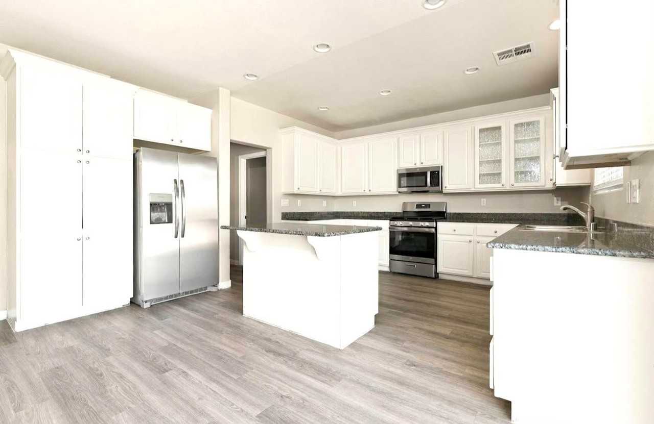 409 Prairie Moon Ave - Photo 7 of 7