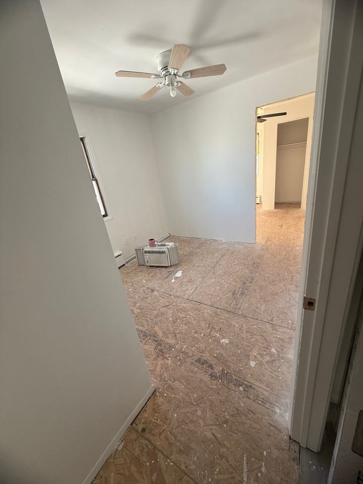 128-61 235th St #2 - Photo 3 of 11