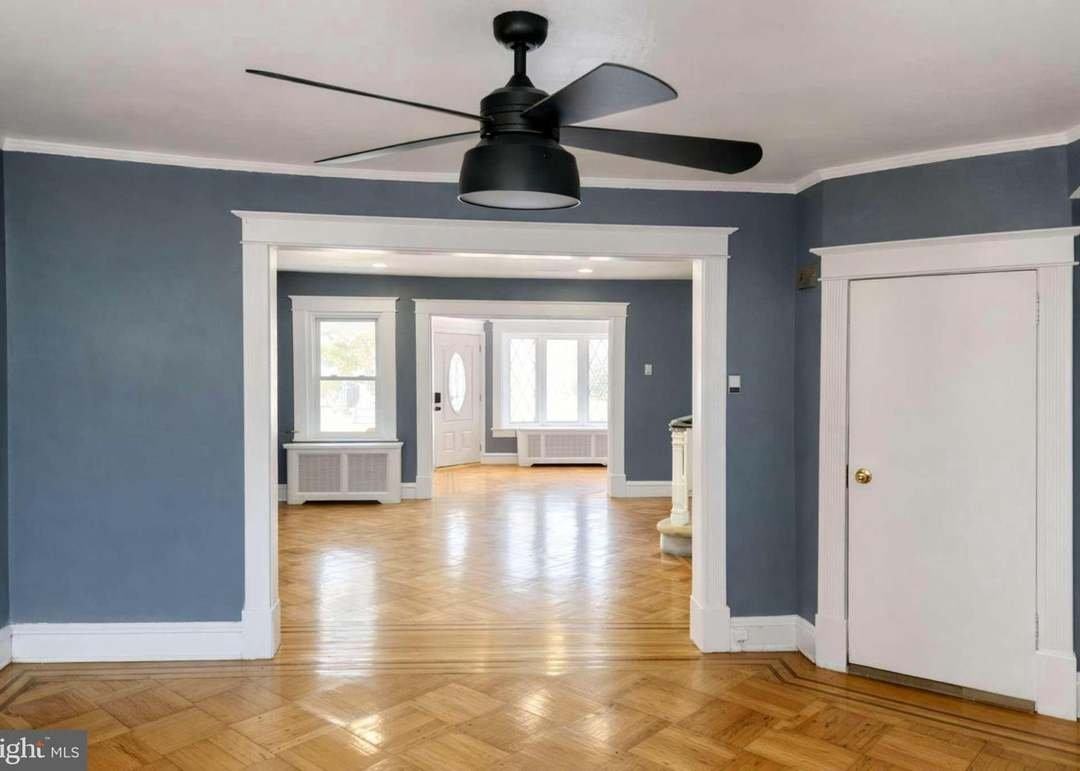 5814 N 15th St - Photo 4 of 16