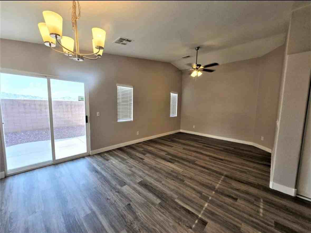 7525 Lake Havasu - Photo 2 of 3