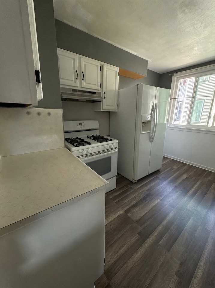 48 Bryant St #2 - Photo 3 of 8
