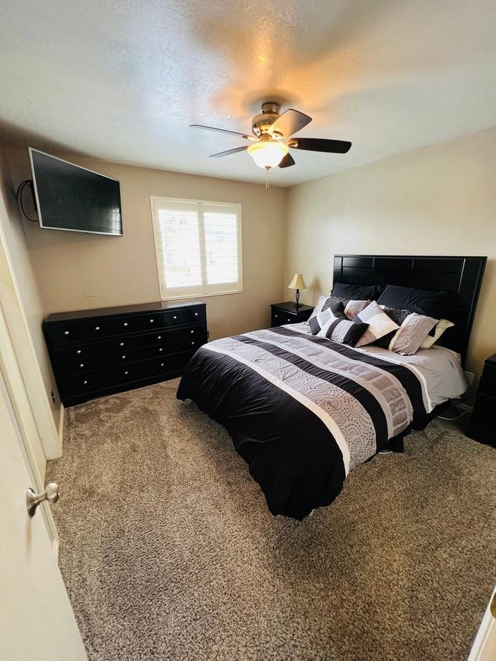 2492 Ne - Photo 7 of 18