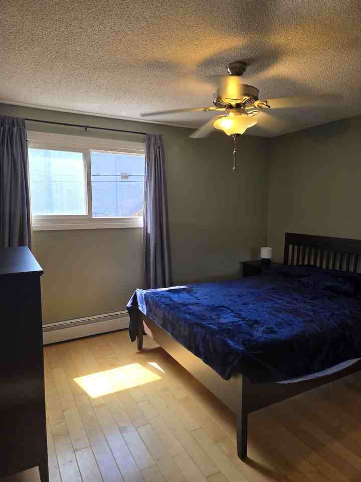 10547 - 10547 83 Avenue Northwest - Photo 6 of 11