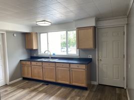 featured image of 340 Oakhill Ave #1