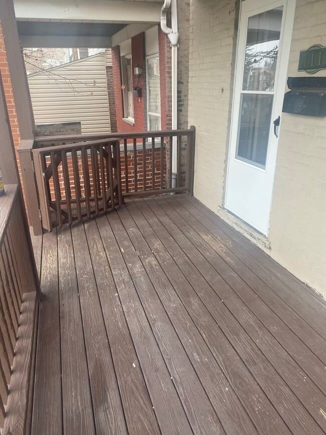 111 Redlyn St #NA - Photo 2 of 14