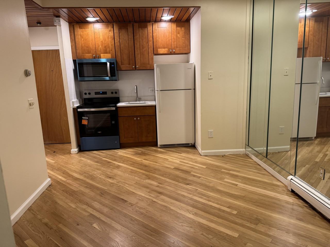 390 Riverway #12 - Photo 4 of 19