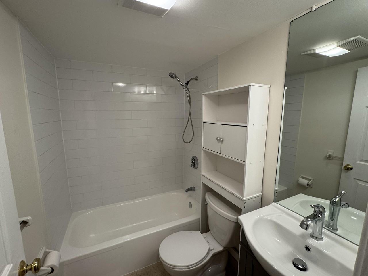 390 Riverway #12 - Photo 6 of 19