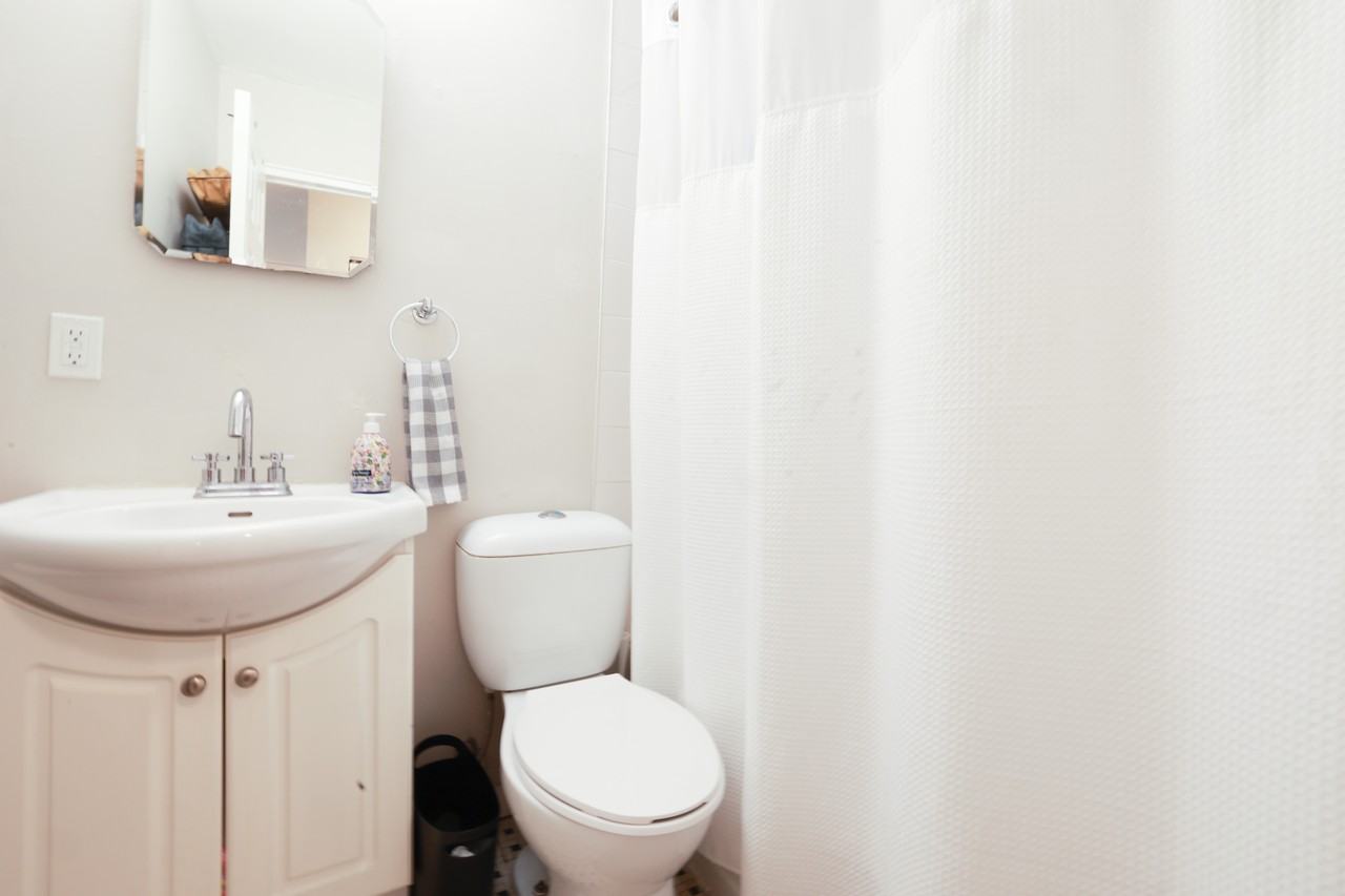 90 Willow Street #204 - Photo 7 of 8