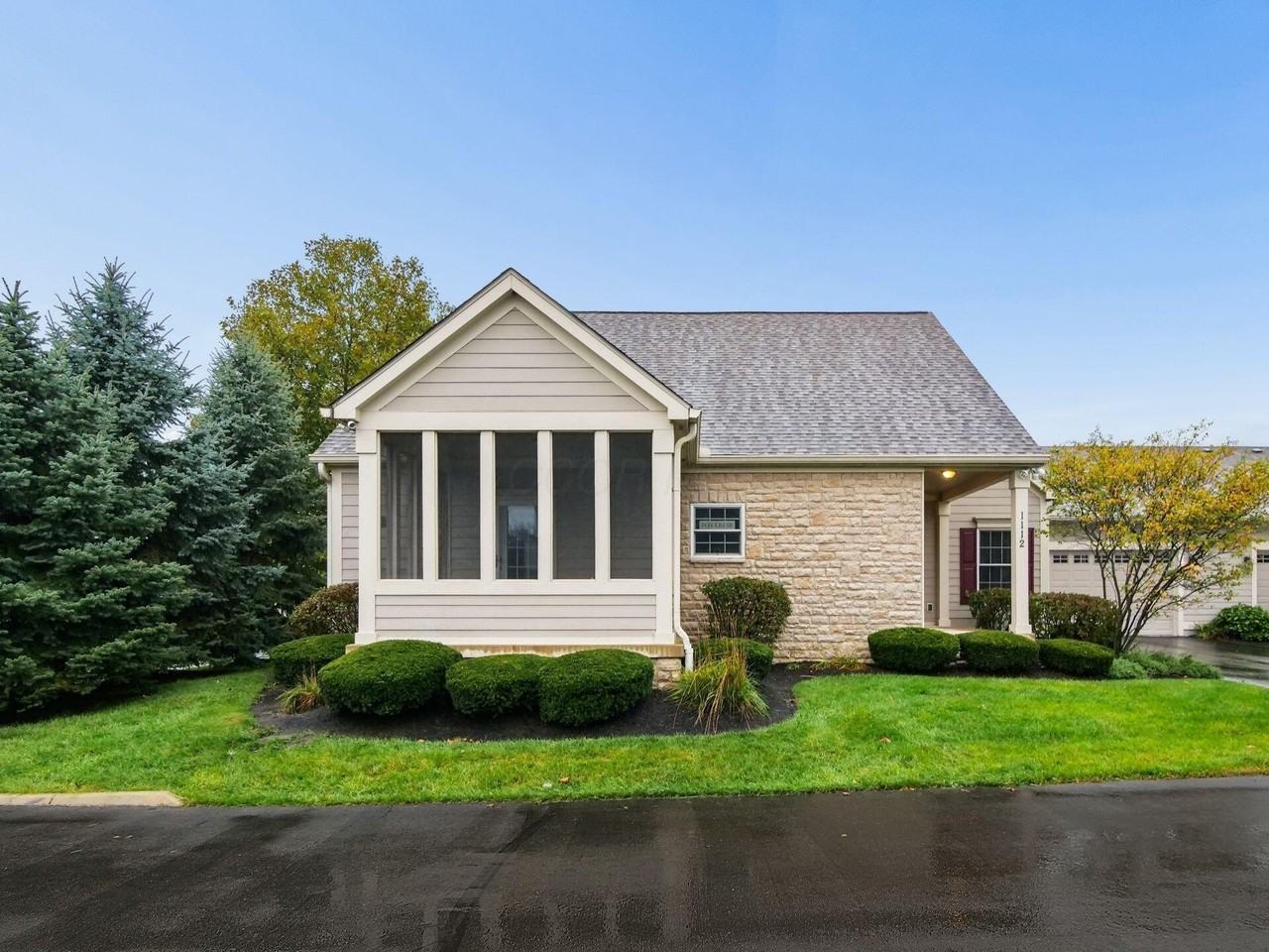 1112 Little Bear Pl - Photo 4 of 43