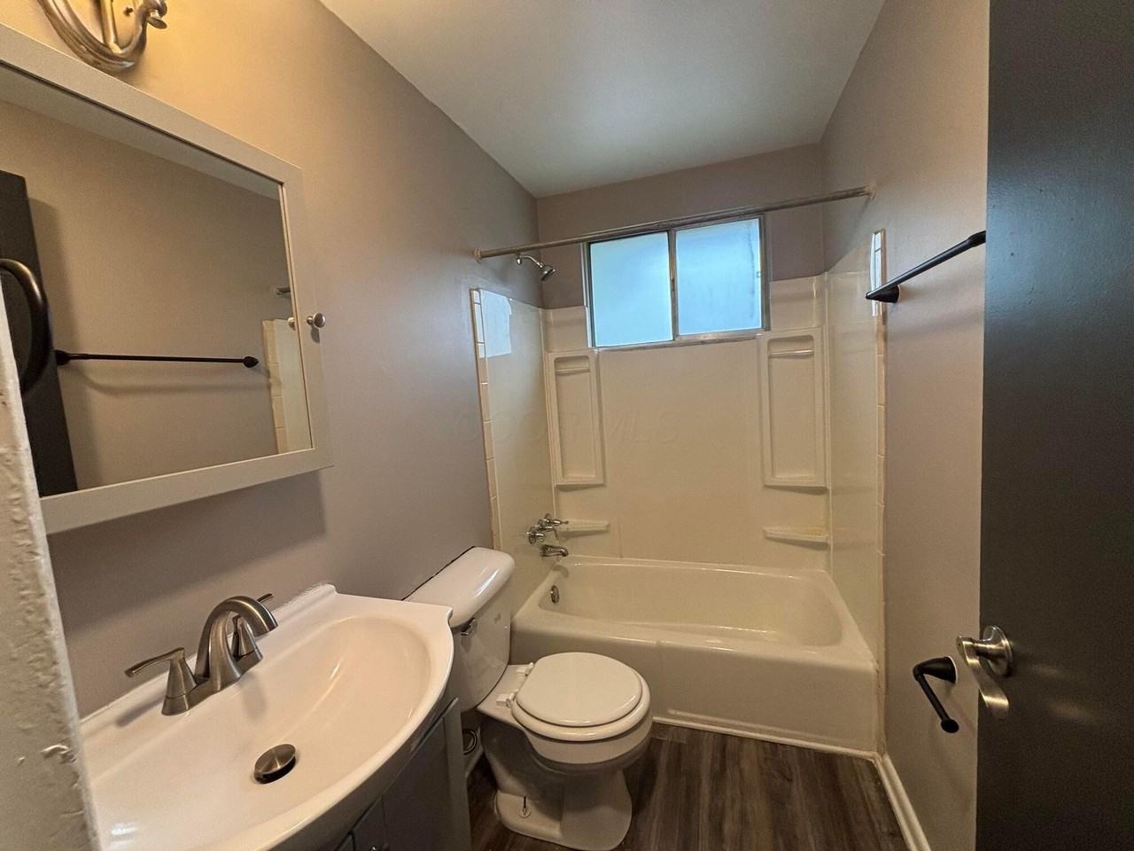 859 Oakland Park Ave - Photo 7 of 7