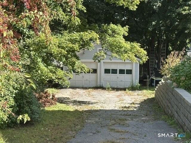 23 Chestnut Ave #1 - Photo 4 of 20