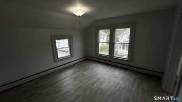 featured image of 21 Avery St