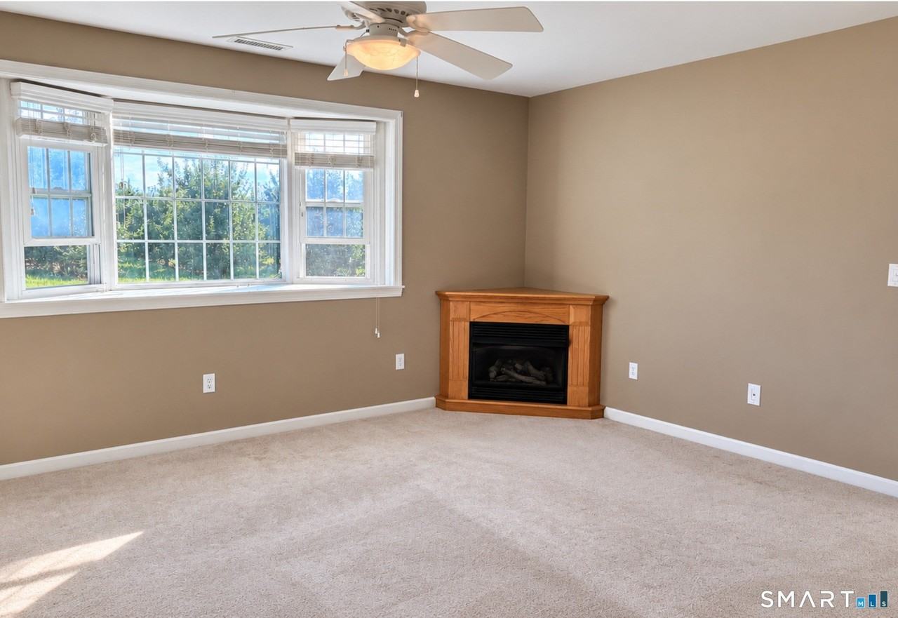 183 Powder Hill Rd - Photo 3 of 11
