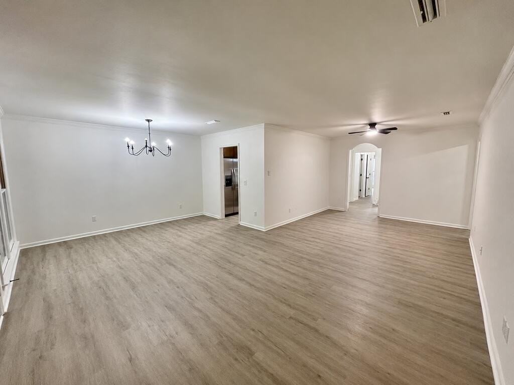 122 Emerald Lake Dr - Photo 7 of 15