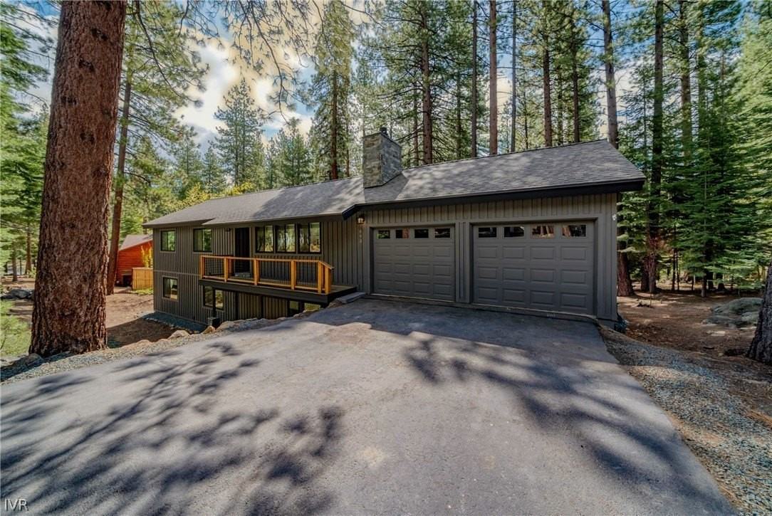 893 Donna Dr