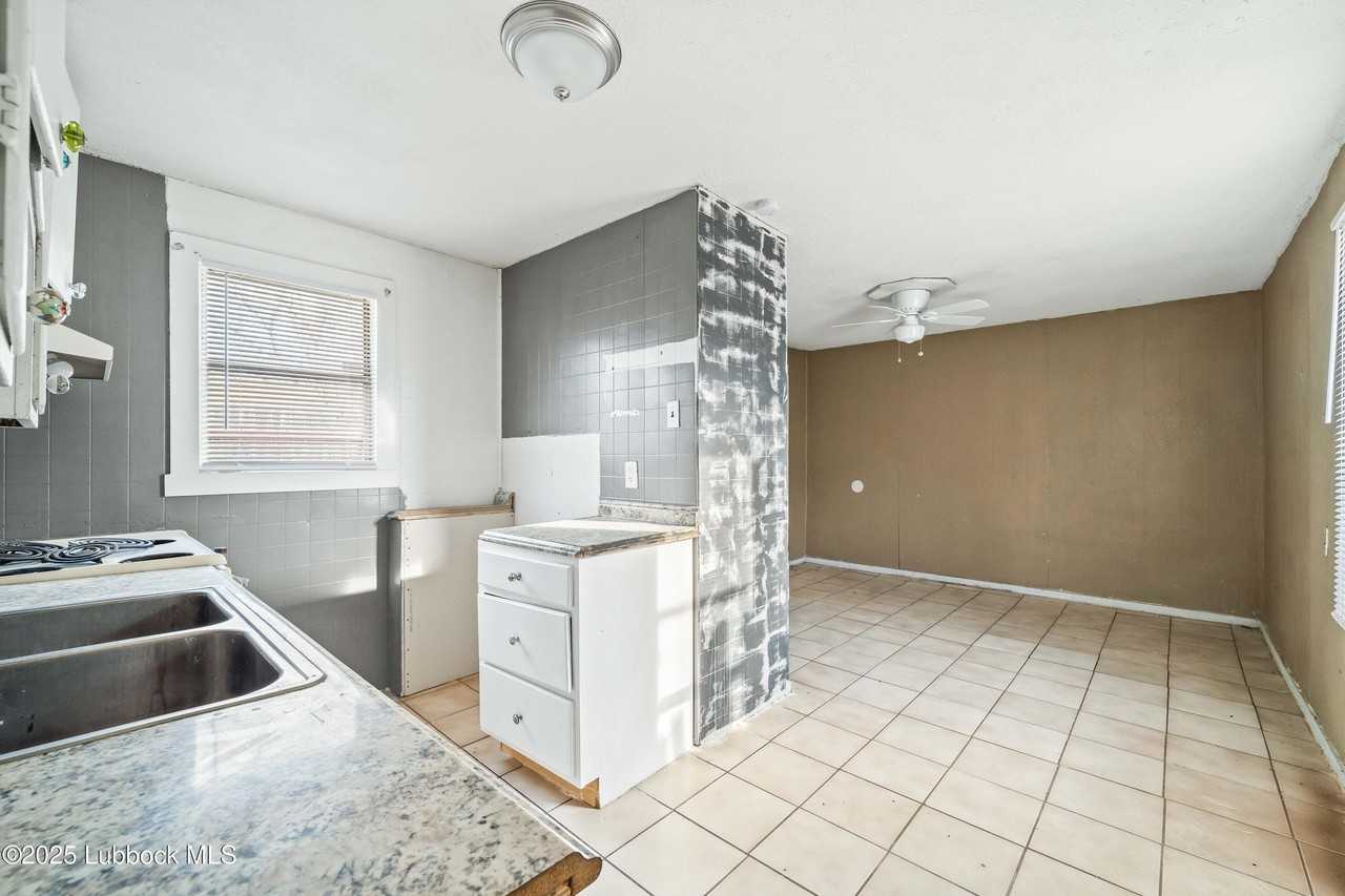 1504 28th St #REAR - Photo 6 of 10