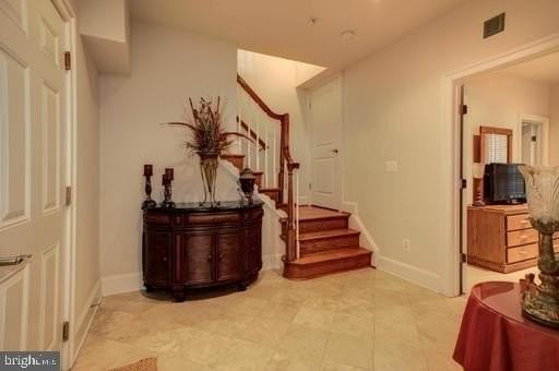 700 Miller Ln - Photo 2 of 30
