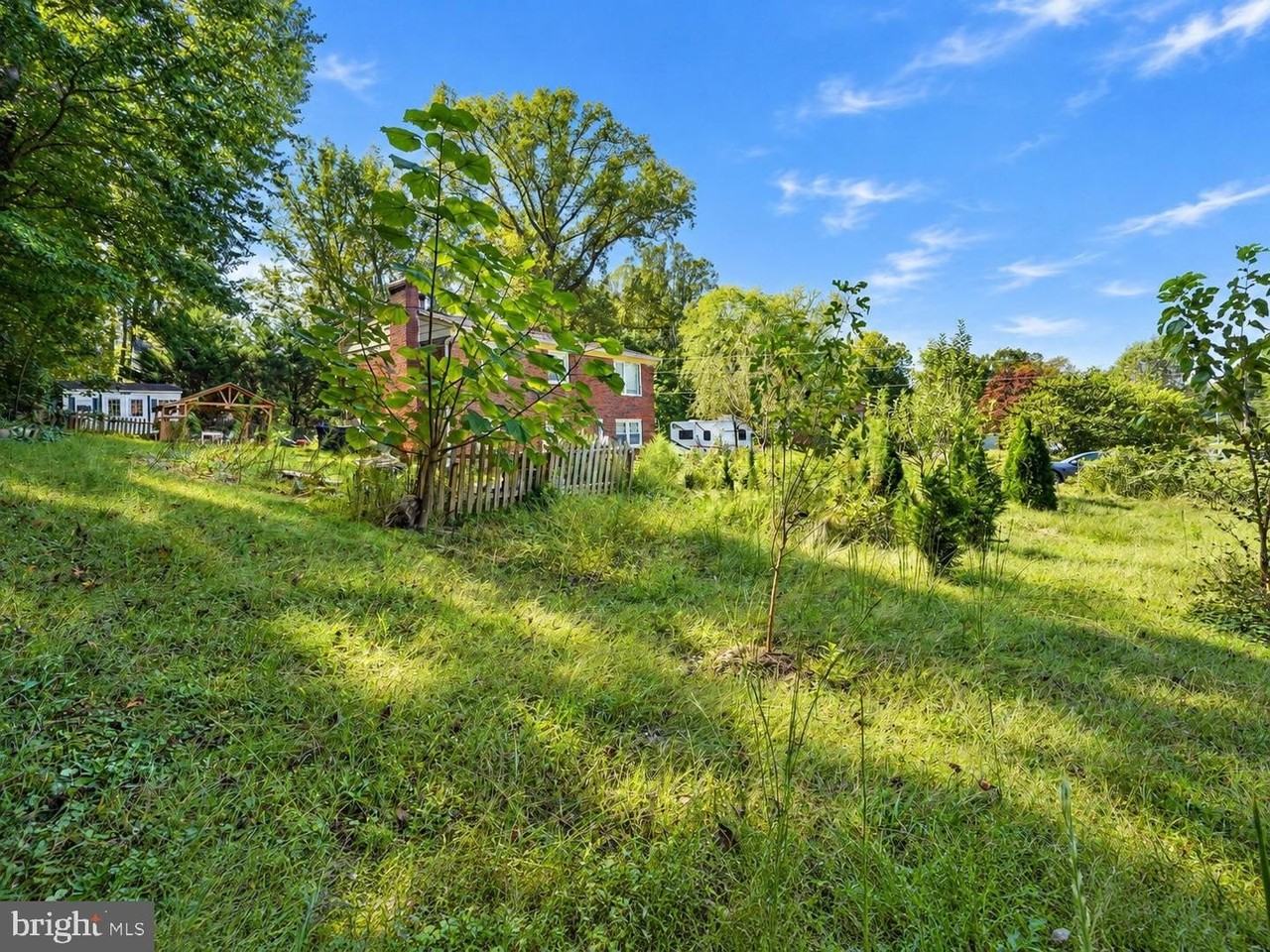7045 Yates Ford Rd - Photo 6 of 47