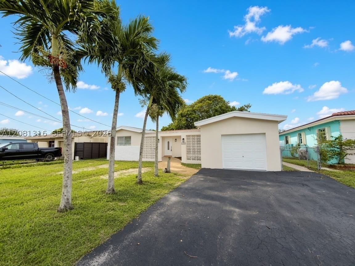 7840 Granada Blvd - Photo 2 of 26