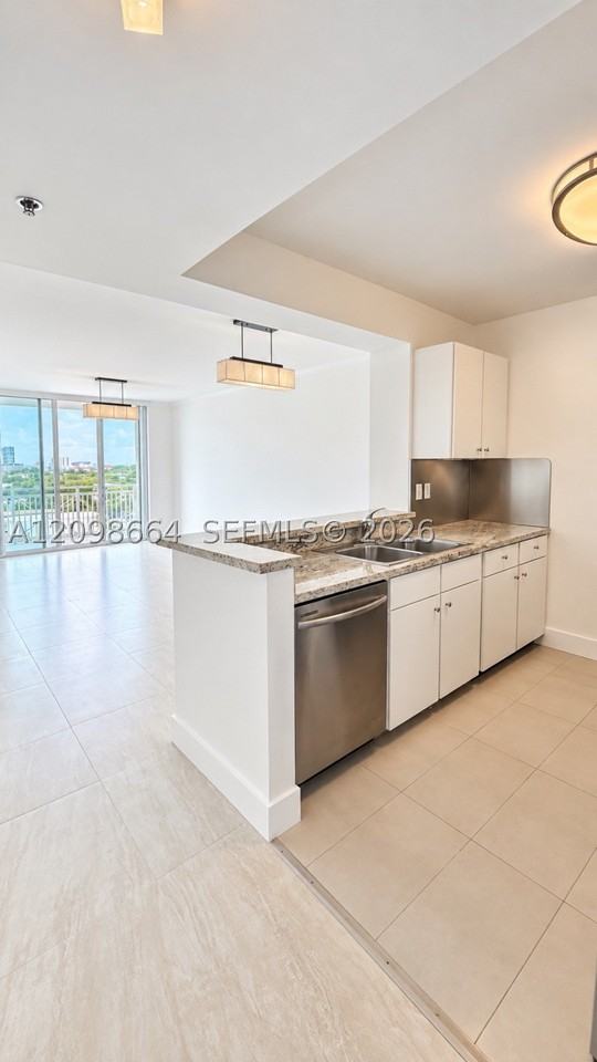 2665 Sw 37th Ave #701 - Photo 2 of 26