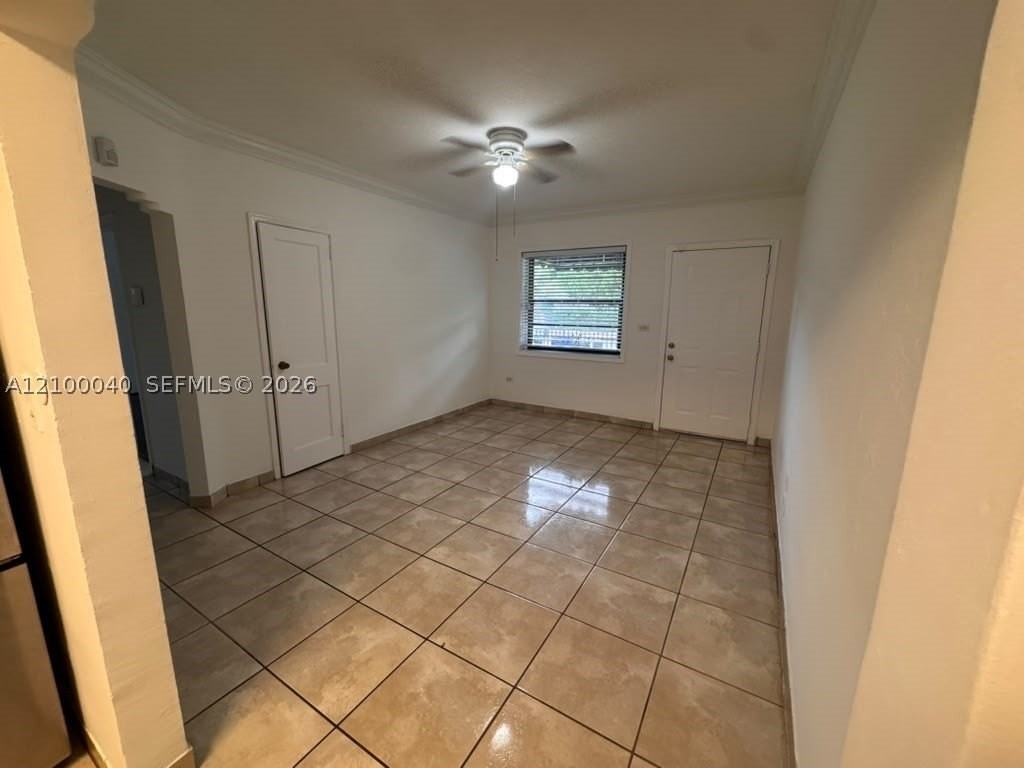 1071 Nw 34th St #1 - Photo 7 of 20