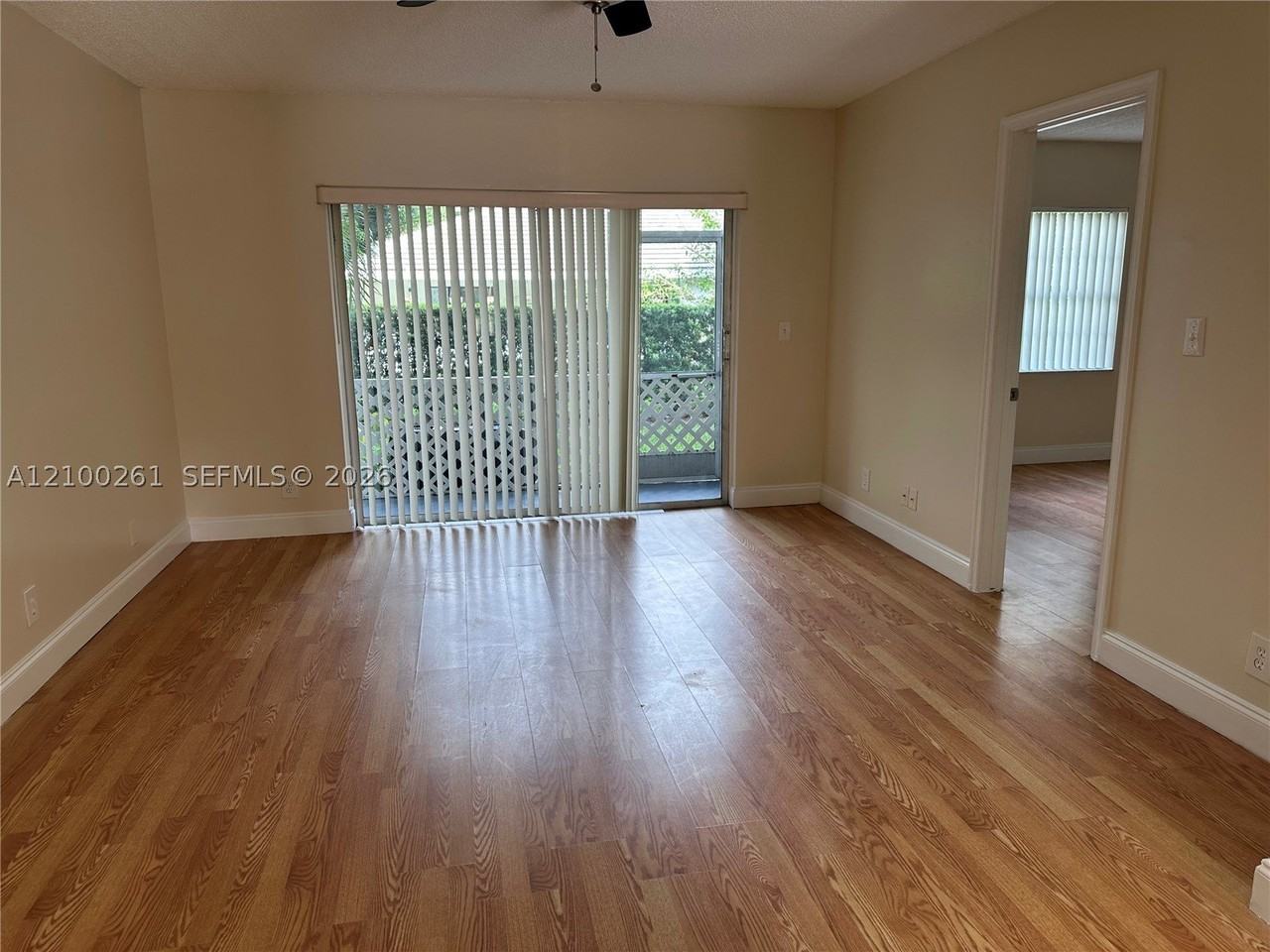 2477 Nw 89th Dr #302 - Photo 4 of 26