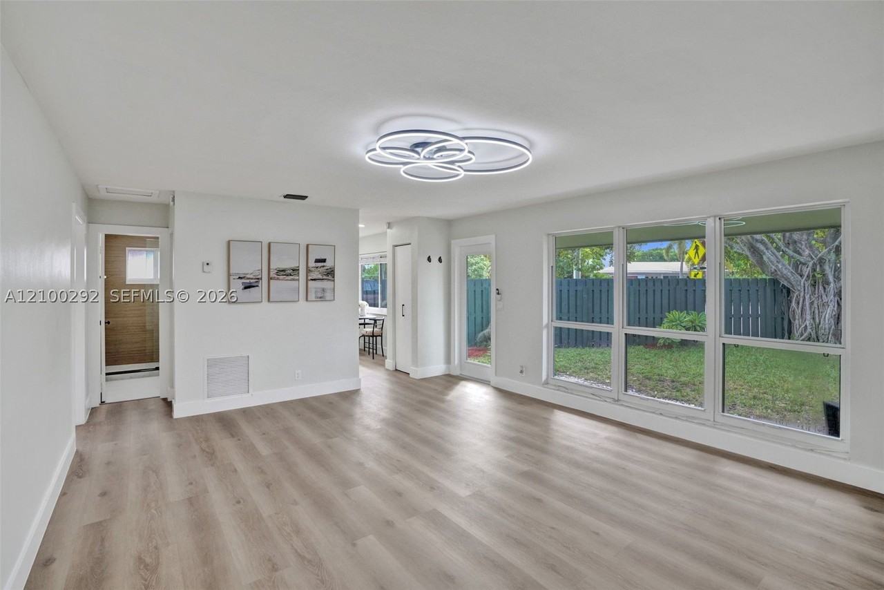 2201 Ne 15th Ave #2201 - Photo 7 of 19