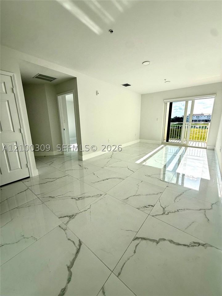 11150 Nw 82nd St #310 - Photo 5 of 7