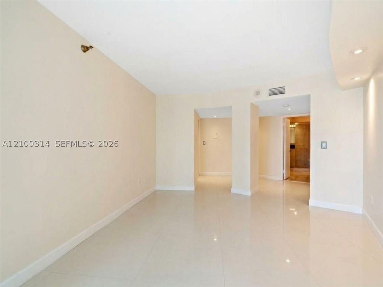 19195 NE 36 CT Mystic Pointe Dr #1704 - Photo 6 of 33