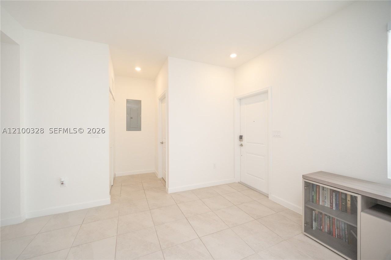 27765 Sw 155th Ct #1 - Photo 4 of 39