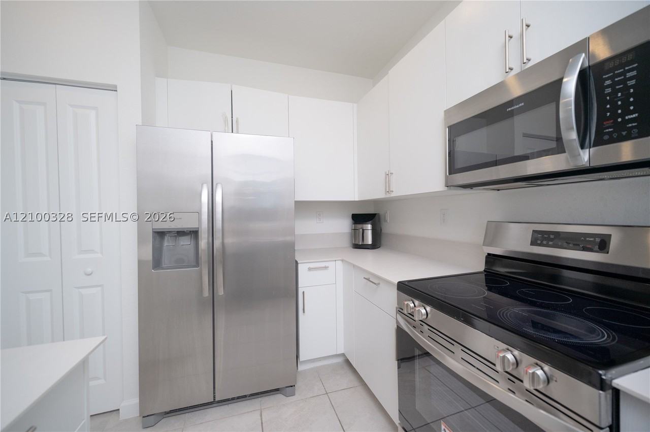 27765 Sw 155th Ct #1 - Photo 6 of 39