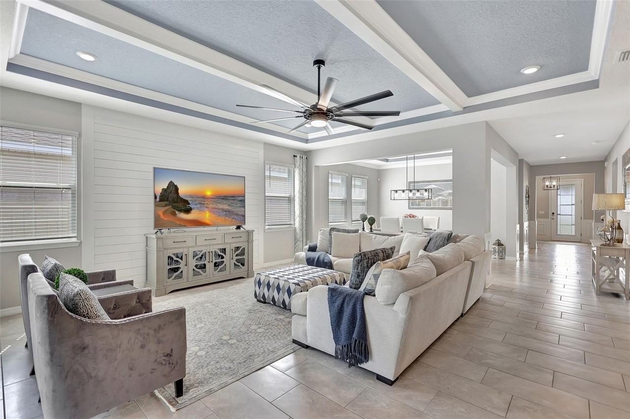 17032 Harvest Moon Way - Photo 3 of 50