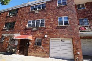 featured image of 5211 Seabury St #1FL