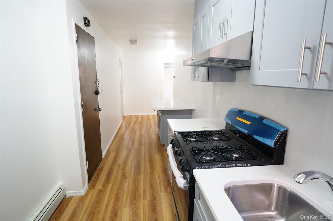 5211 Seabury St #1FL - Photo 3 of 12