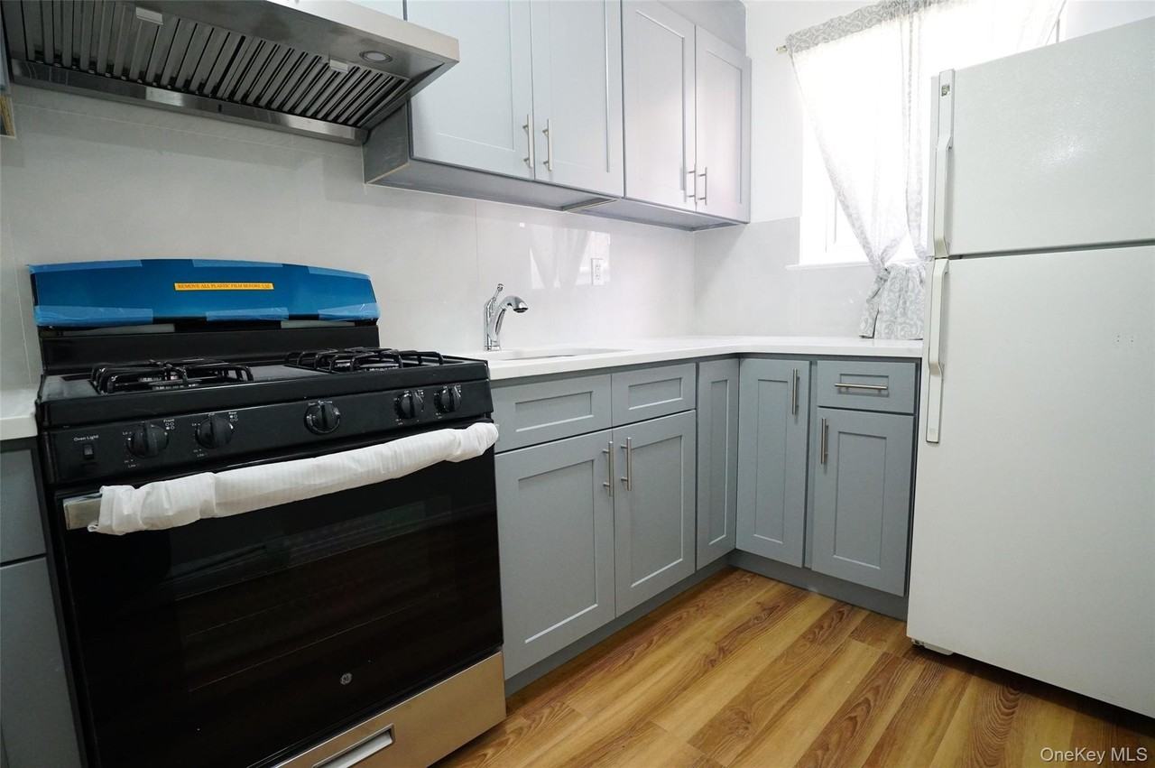 5211 Seabury St #1FL - Photo 4 of 12