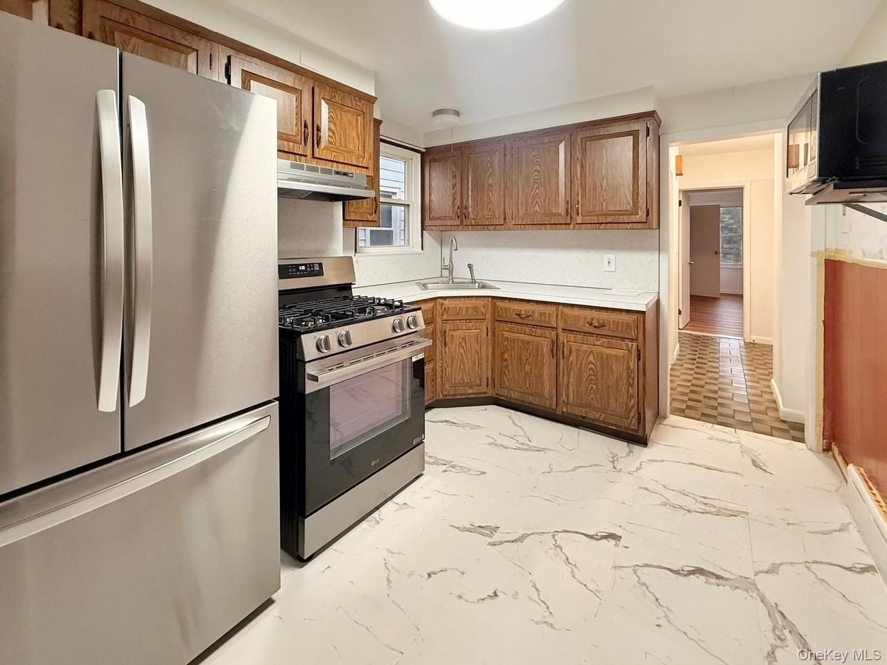 104 Waring Pl #2 - Photo 4 of 21