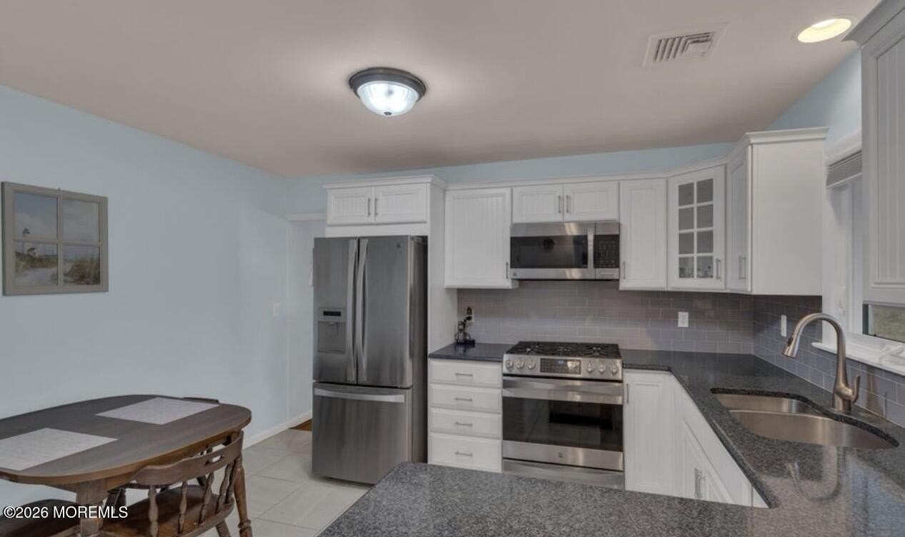 1409 Wallach Dr - Photo 6 of 10