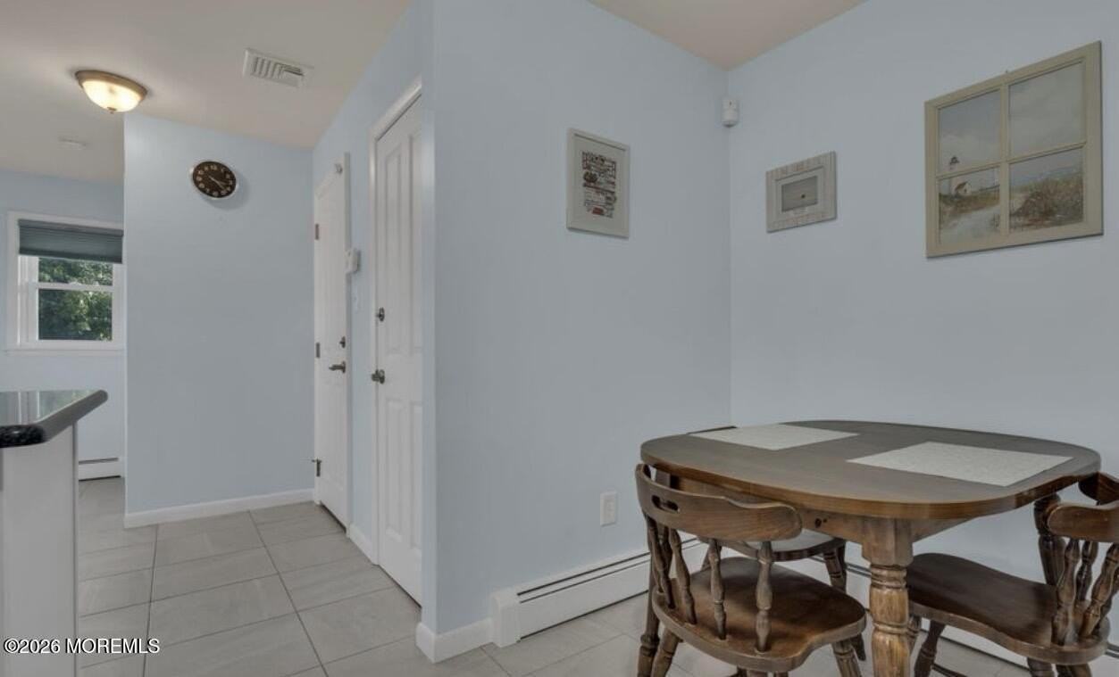 1409 Wallach Dr - Photo 7 of 10