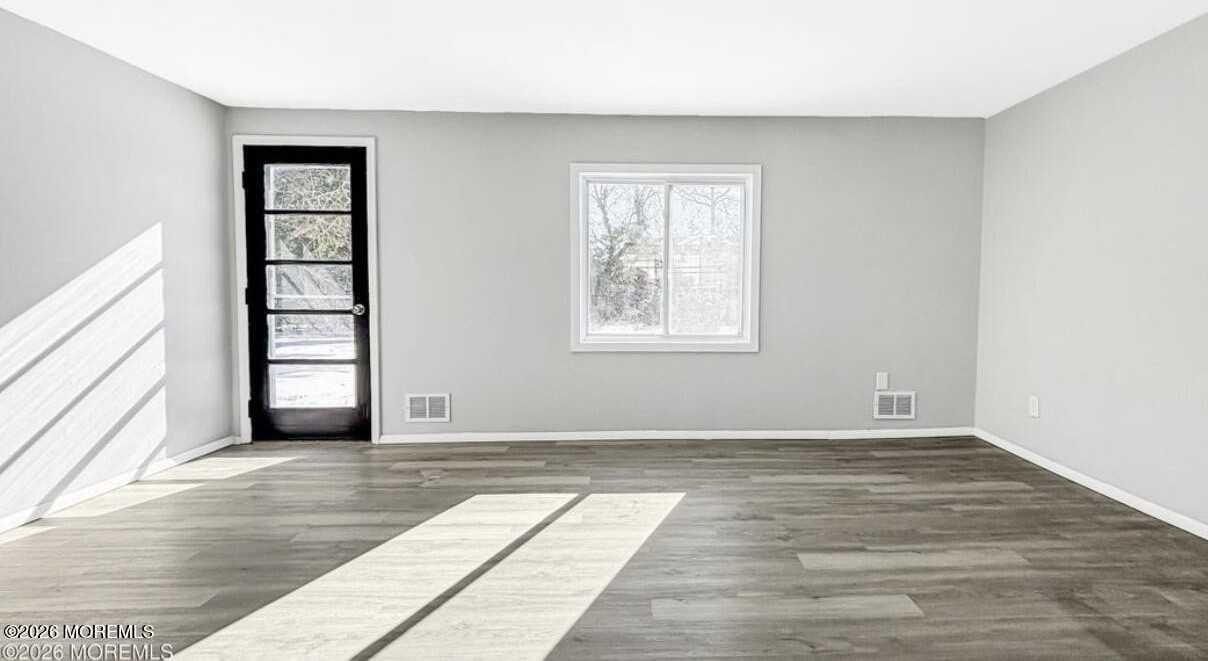 33 Green Twig Dr - Photo 5 of 10