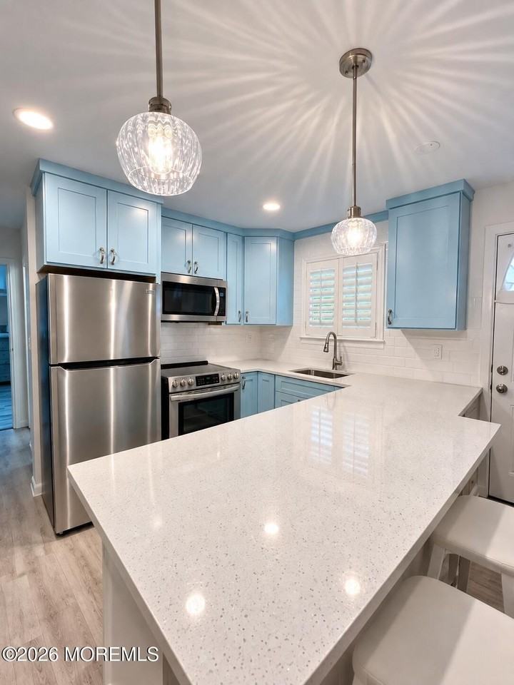 21 Wharfside Dr - Photo 2 of 9